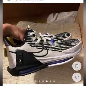 Lebron Witness 6 Basketball Shoes